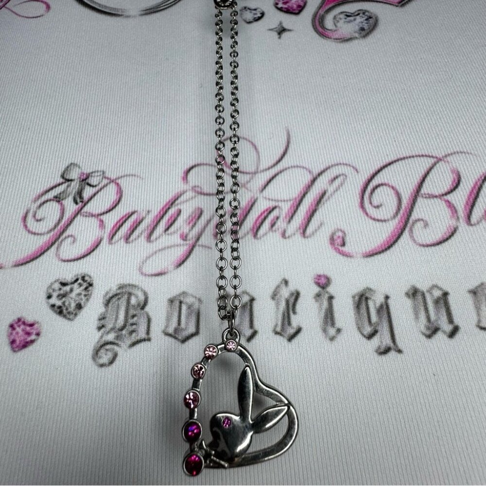 Playboy bunny necklace pink jewel diamonds silver chain link 1953 rabbit head - Picture 4 of 11